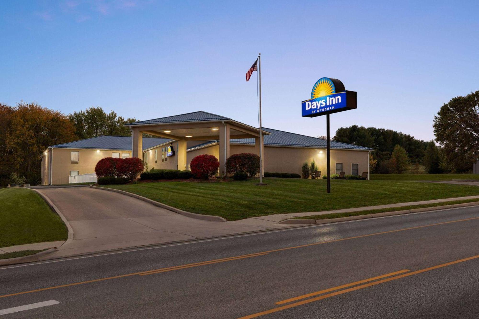 Days Inn By Wyndham Hillsboro Exterior foto